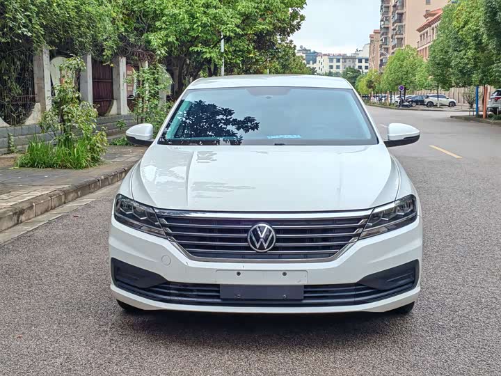 Фото 2 - Volkswagen Lavida