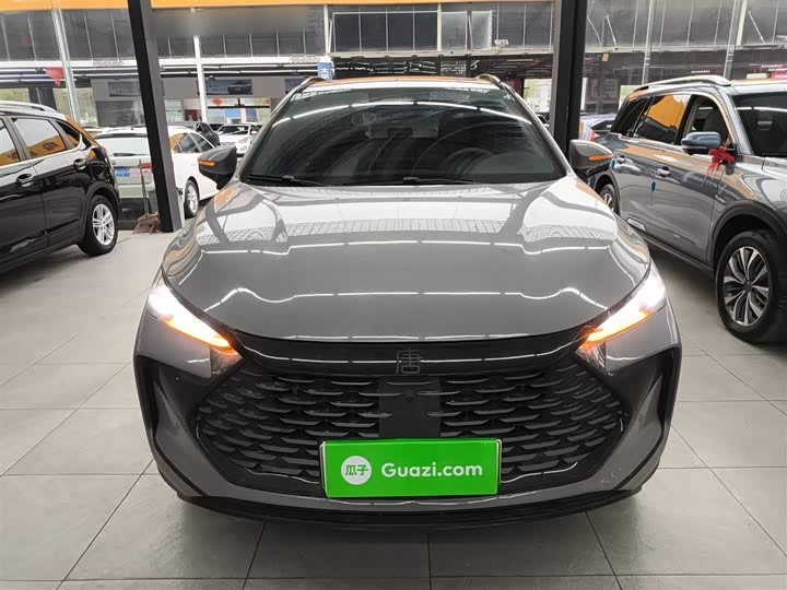 Фото 3 - BYD Tang Hybrid/EV