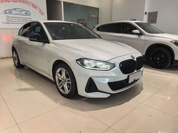 Фото 3 - BMW 1 Series