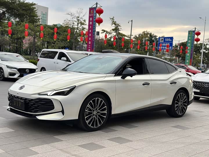 Фото 1 - MG Motor 7