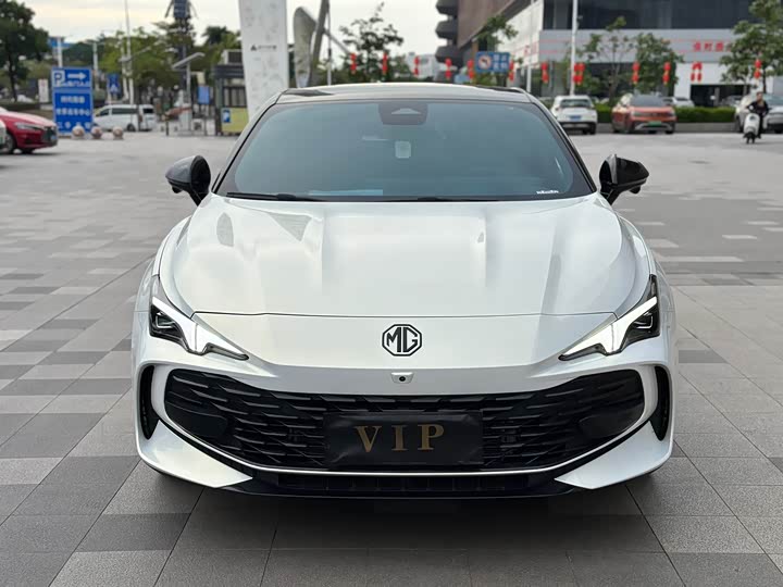 Фото 2 - MG Motor 7