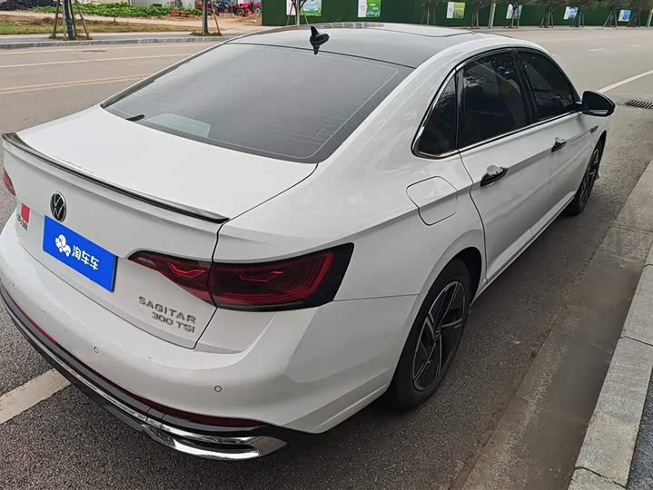 Фото 3 - Volkswagen Sagitar L