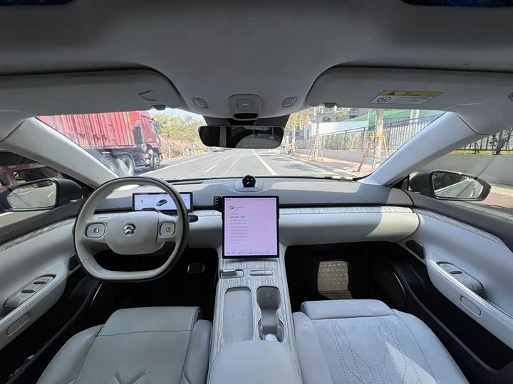 Фото 7 - Nio ET7