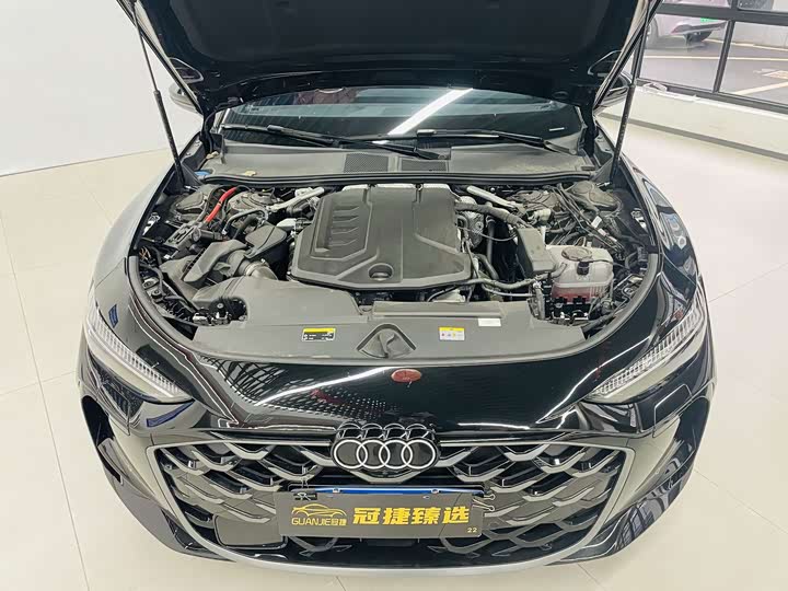 Фото 2 - Audi A5L Sportback