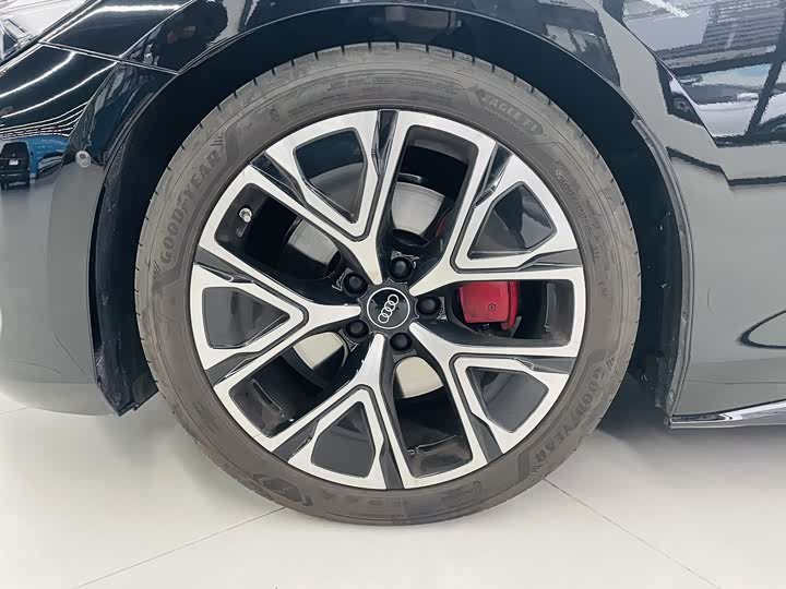 Фото 3 - Audi A5L Sportback