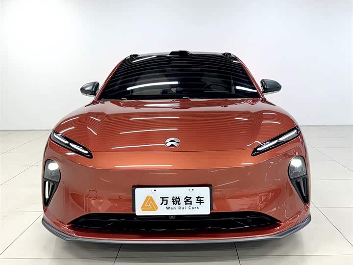 Фото 2 - Nio ET5