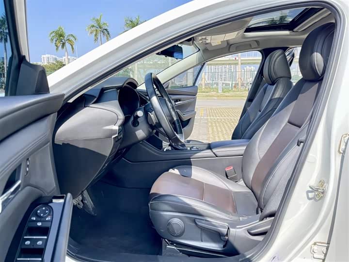 Фото 7 - Mazda 3 (Axela)