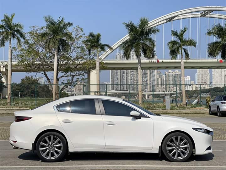 Фото 8 - Mazda 3 (Axela)