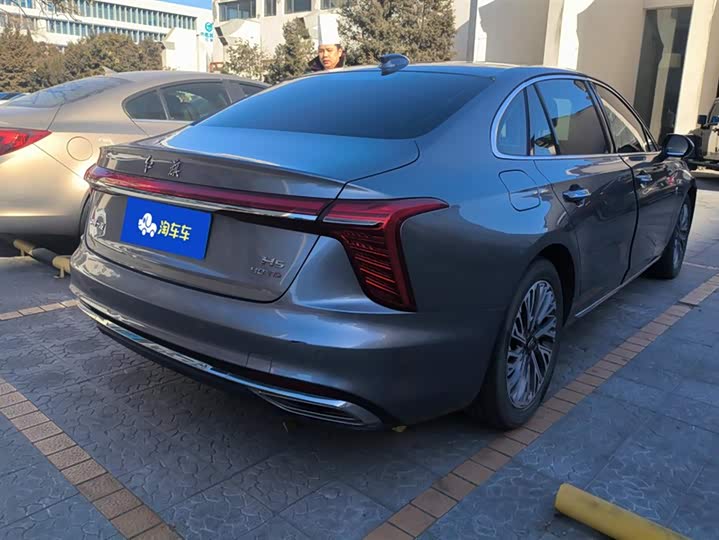 Фото 3 - Hongqi H5