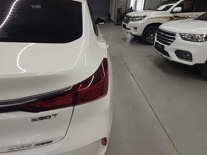 Фото 8 - Changan Eado Plus