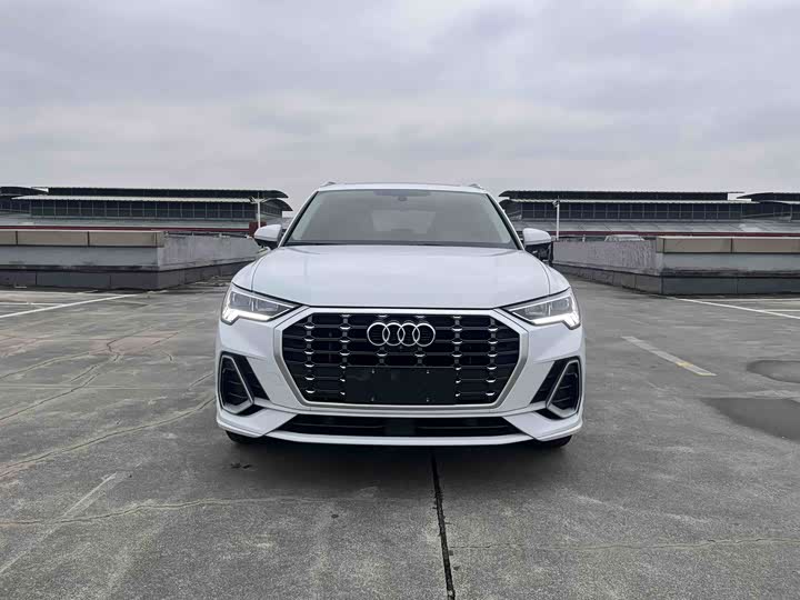 Фото 2 - Audi Q3