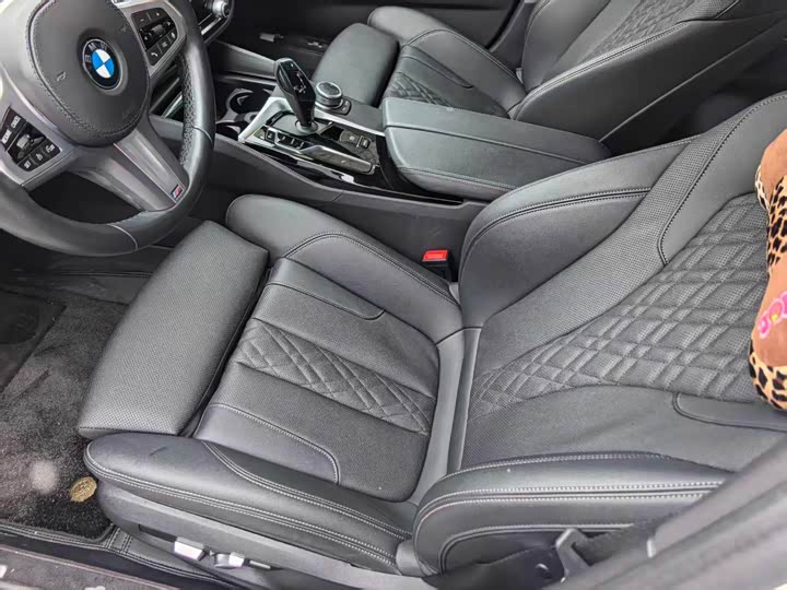 Фото 3 - BMW 5 Series