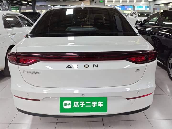 Фото 6 - GAC Aion S