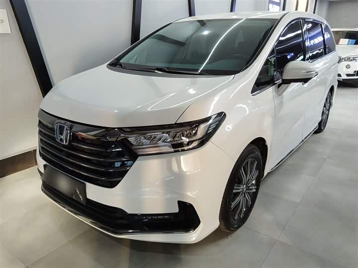 Фото 2 - Honda Odyssey