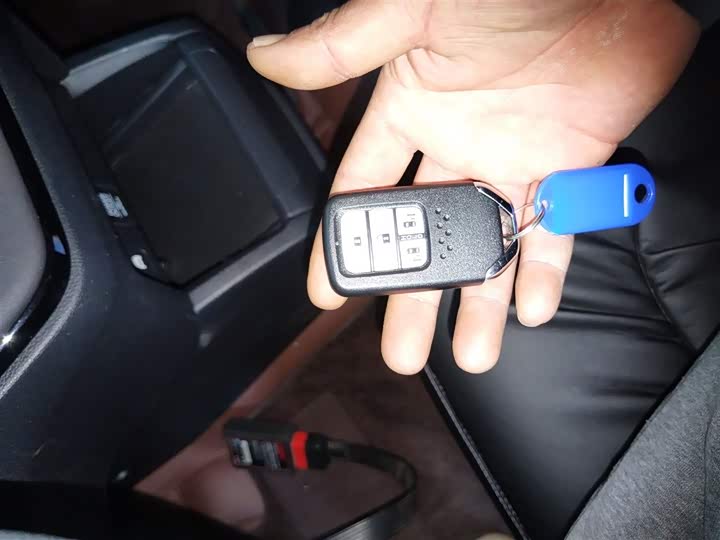 Фото 9 - Honda Odyssey