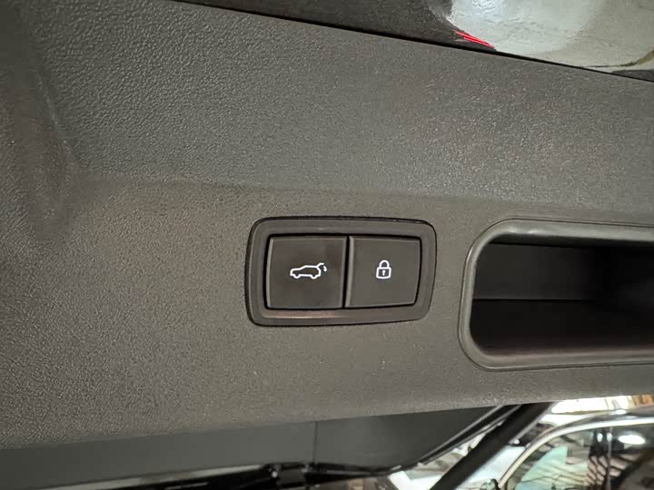 Фото 7 - LiXiang One