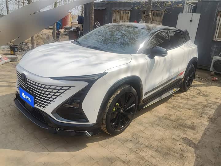 Фото 1 - Changan UNI-T