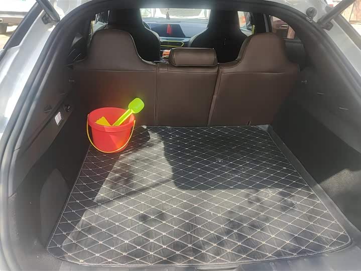 Фото 4 - Changan UNI-T