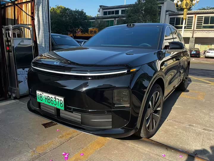 Фото 1 - LiXiang L6