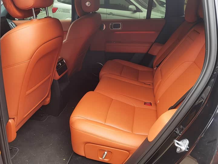 Фото 8 - LiXiang L6