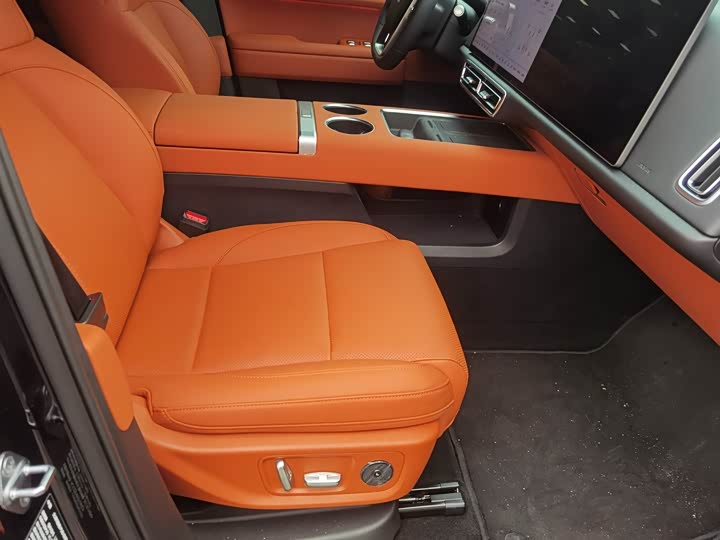 Фото 9 - LiXiang L6