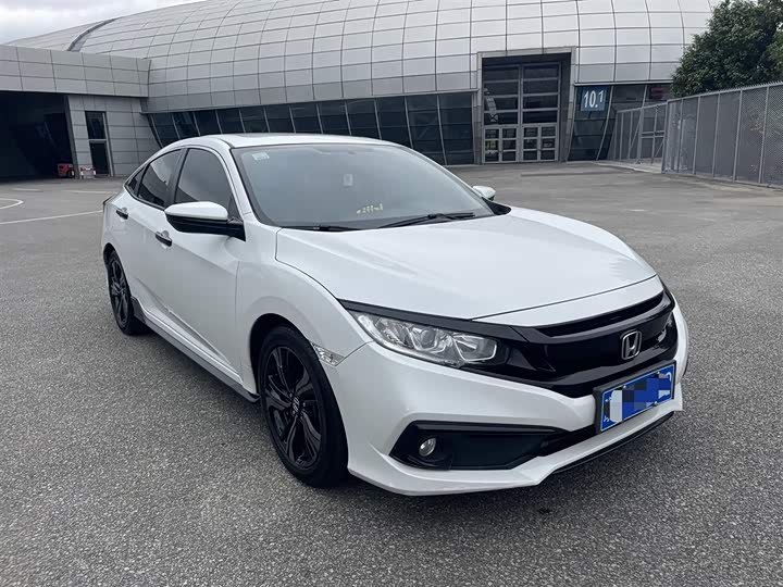 Фото 3 - Honda Civic