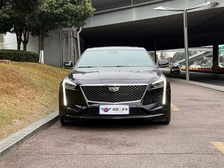 Фото 2 - Cadillac CT6