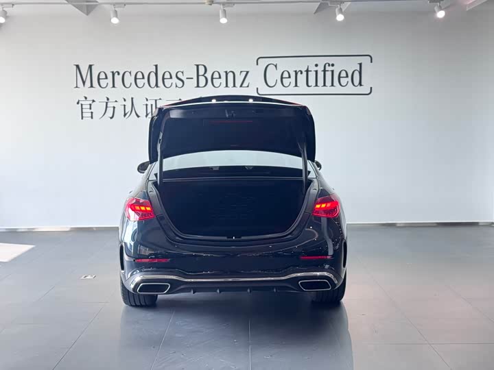 Фото 8 - Mercedes-Benz C-Class