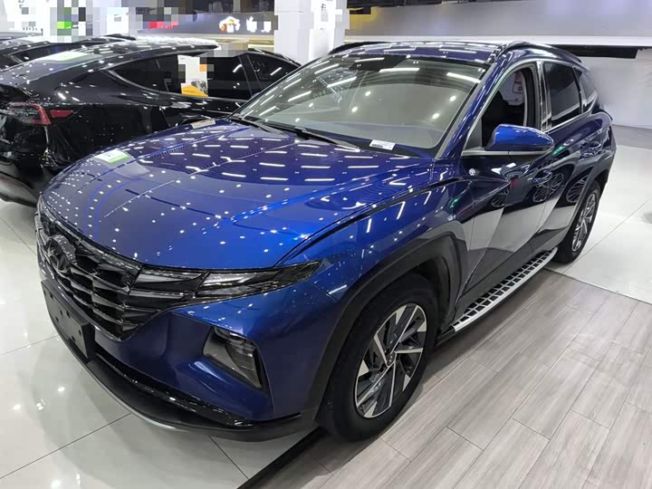 Фото 1 - Hyundai Tucson L