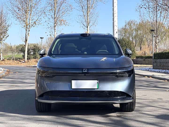 Фото 2 - Zeekr 7X