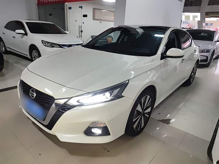 Фото 2 - Nissan Teana