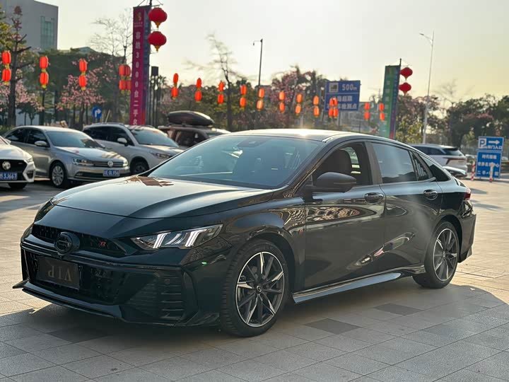 Фото 1 - GAC Trumpchi Empow R