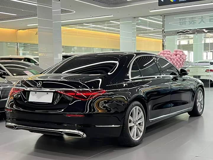 Фото 4 - Mercedes-Benz S-Class