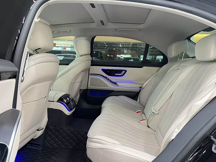 Фото 7 - Mercedes-Benz S-Class