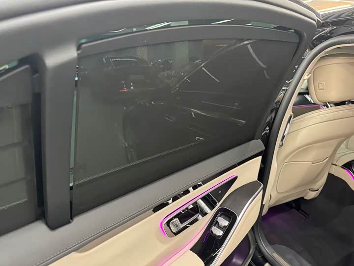 Фото 9 - Mercedes-Benz S-Class