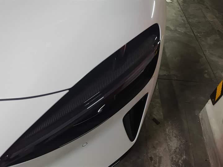 Фото 5 - Xiaomi YU7