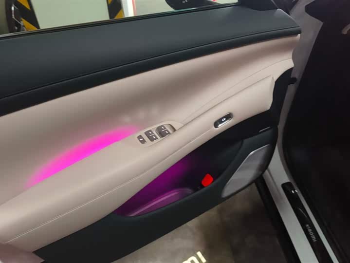 Фото 7 - Xiaomi YU7