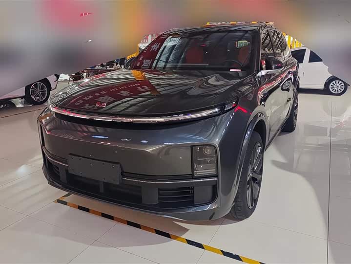 Фото 1 - LiXiang L8