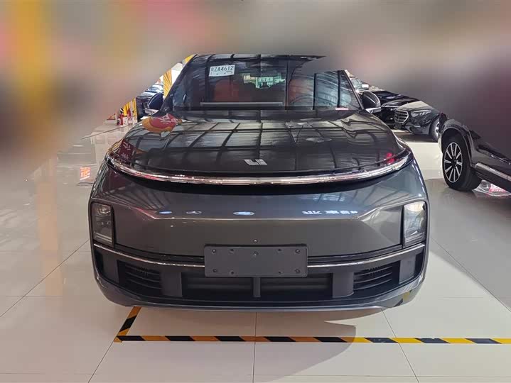 Фото 2 - LiXiang L8