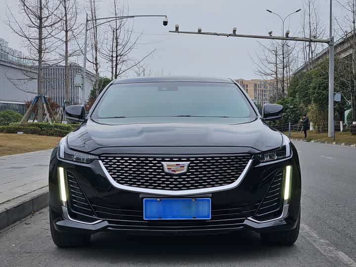 Фото 8 - Cadillac CT5