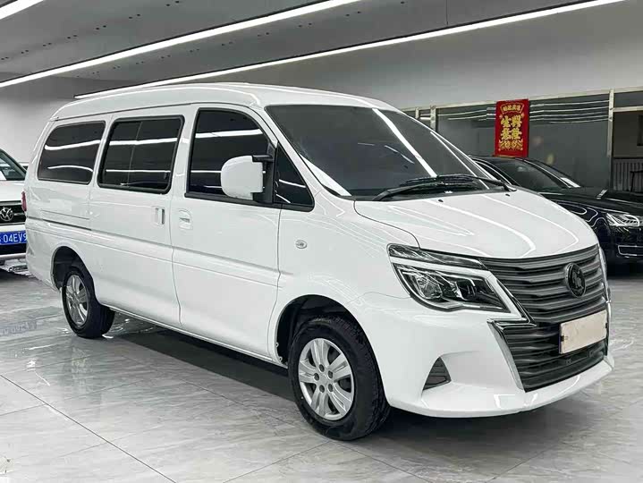 Фото 3 - Dongfeng Forthing Lingzhi M5