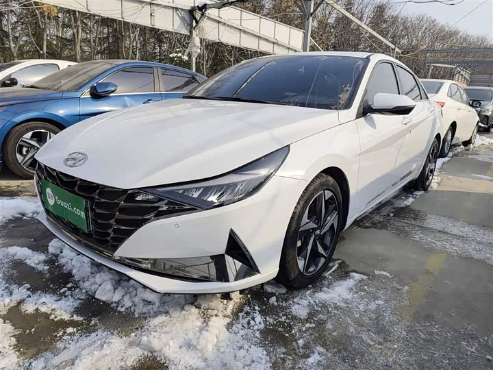 Фото 2 - Hyundai Elantra N line