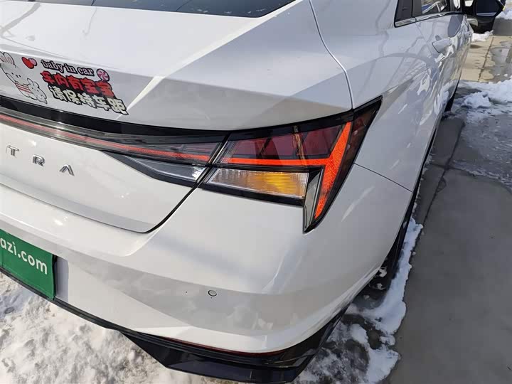 Фото 8 - Hyundai Elantra N line