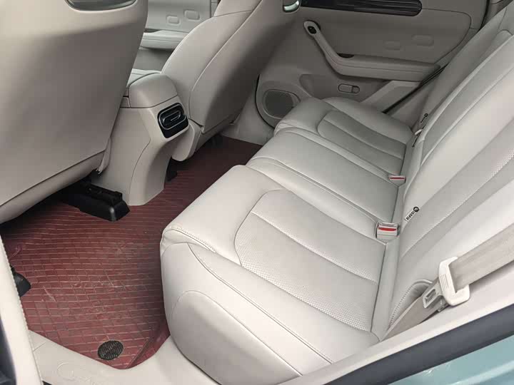 Фото 9 - Leapmotor C11