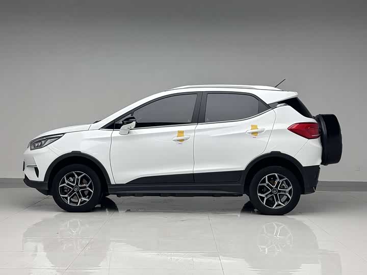 Фото 6 - BYD Yuan Pro