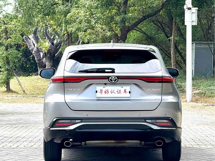 Фото 5 - Toyota Venza