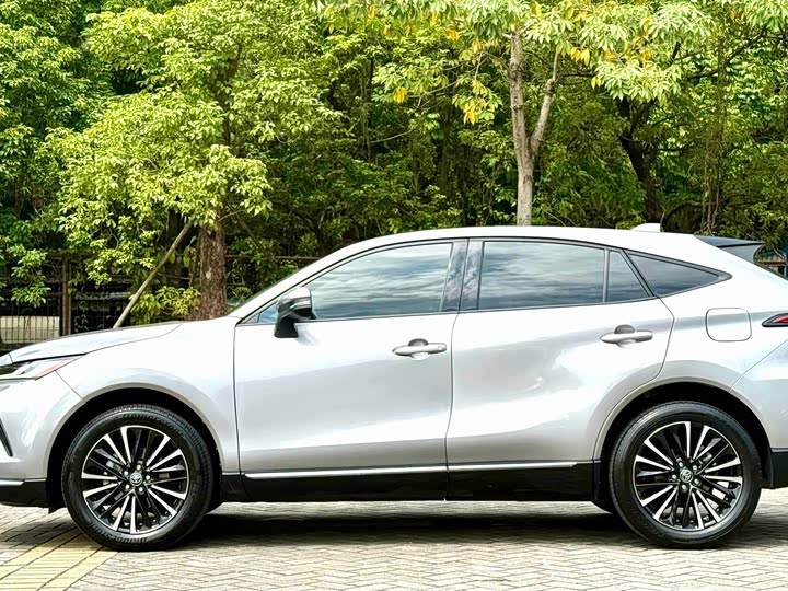 Фото 7 - Toyota Venza