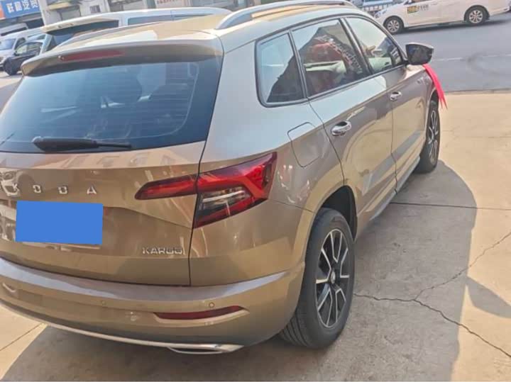 Фото 9 - Skoda Karoq