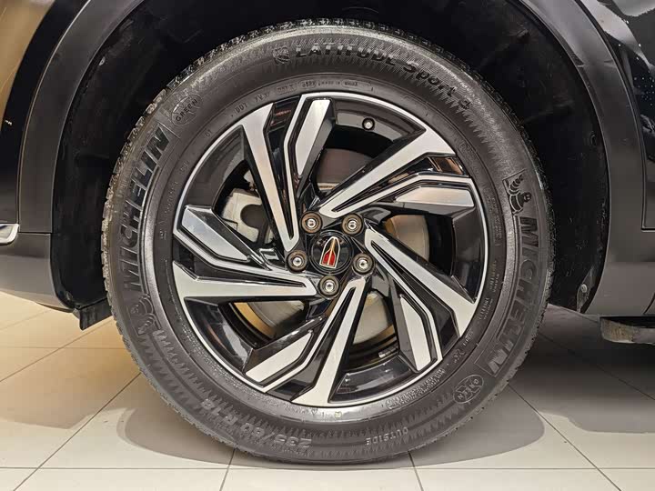 Фото 5 - Hongqi HS5