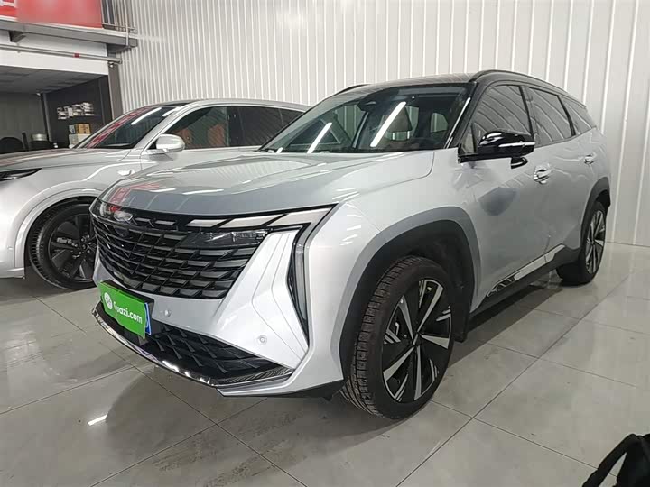 Фото 1 - Geely Atlas L